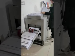 Машина создателя буклета бумажная складывая связывая